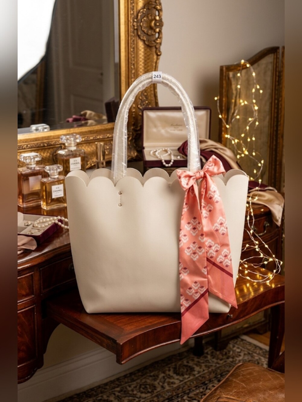 🤍NWT Make Market Brand Scalloped Tote with FREE Satin Scarf! 🤍
